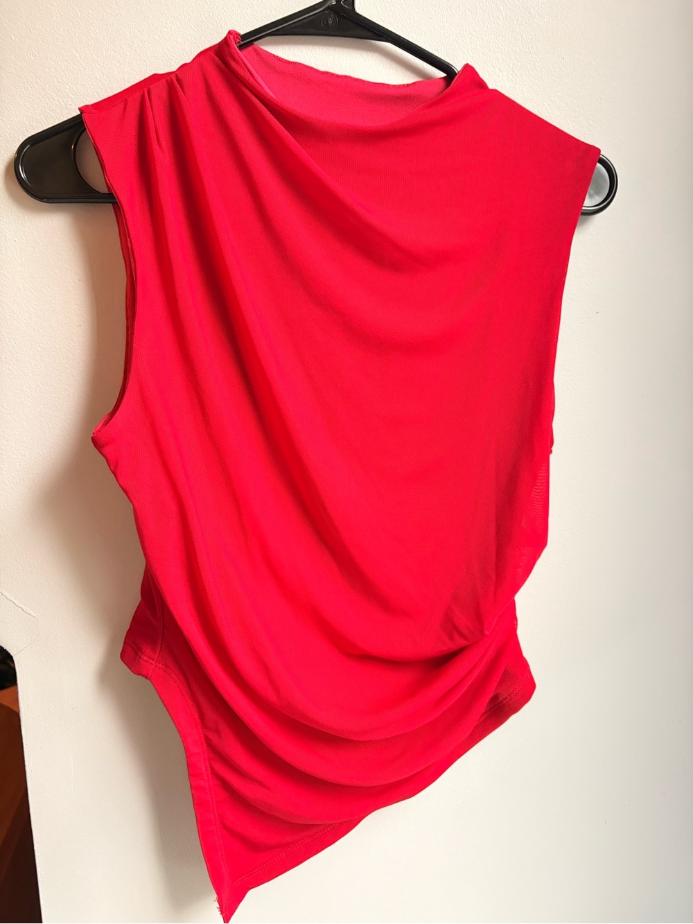 Sleeveless Draped Women's Top - Bright Red